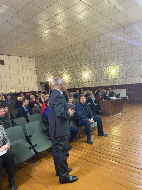 Александровка авыл җирлегендә гармун ясаучылар да, алка-төймә бизәүчеләр дә яши