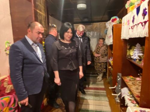 Рангазарда сораулар да бирде, күпләп рәхмәтен дә әйтте халык