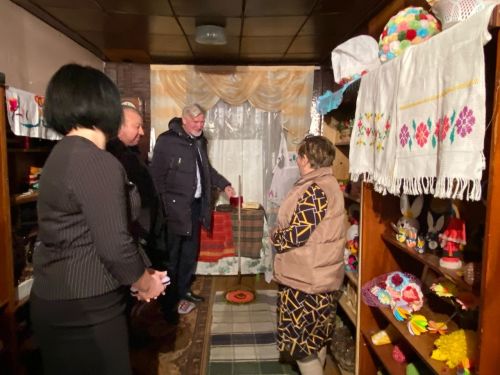 Рангазарда сораулар да бирде, күпләп рәхмәтен дә әйтте халык