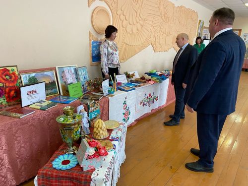 Иске Кәшердә Комсомол урамына асфальт сорадылар