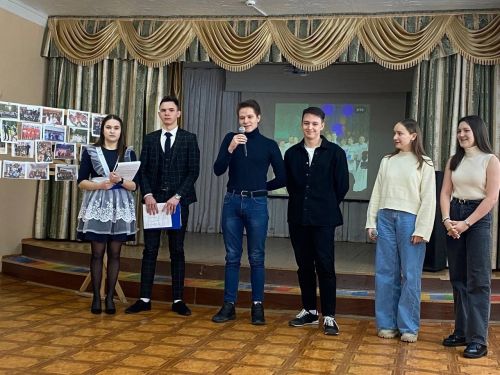 В Джалильской СОШ N2 прошла встреча выпускников