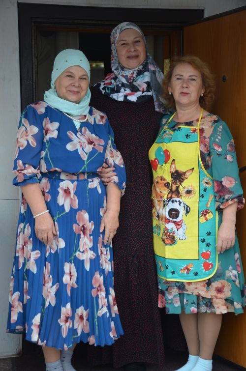 Соббух абыйны 90 яше белән көне буе котладылар