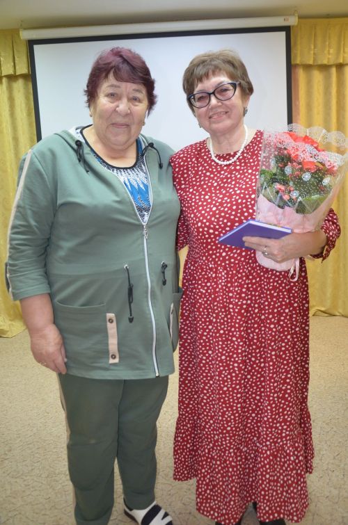 “Шәфкать”тә шагыйрә Сәкинә Хәйруллина белән очрашу узды