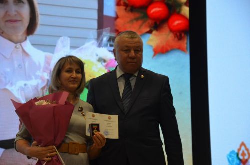 Районда Укытучы көнен бәйрәм иттеләр. ФОТОРЕПОРТАЖ