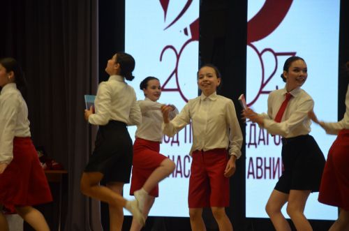 Районда Укытучы көнен бәйрәм иттеләр. ФОТОРЕПОРТАЖ