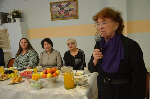 Җәлил картлар һәм инвалидлар йортында Өлкәннәр көне узды