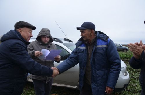 В районе наградили передовиков свеклоуборочной кампании