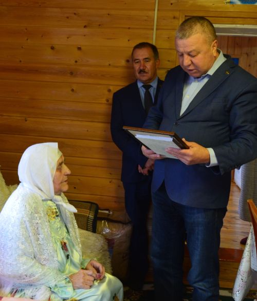 Әминә апа авыр елларга бирешмәгән