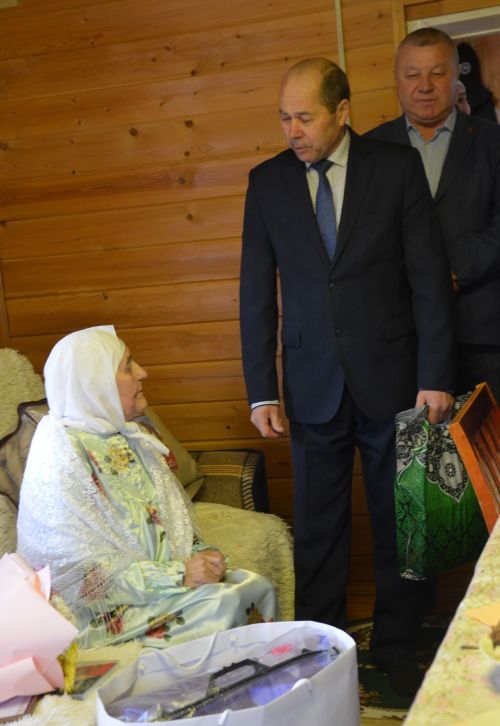 Әминә апа авыр елларга бирешмәгән