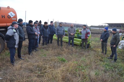 В районе провели проверку АПК по постановке техники на зимнее хранение и подготовке к ремонту