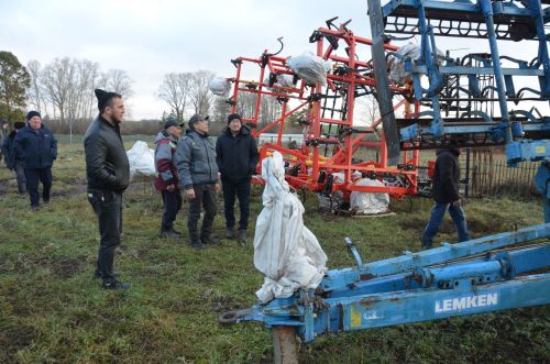 В районе провели проверку АПК по постановке техники на зимнее хранение и подготовке к ремонту