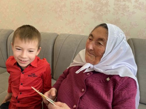 Каташ Каран килене 95 яшен бәйрәм итә
