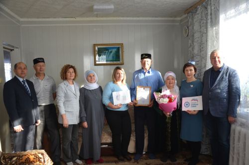 Миңнуллиннар зөбәрҗат туйларын бәйрәм итәләр
