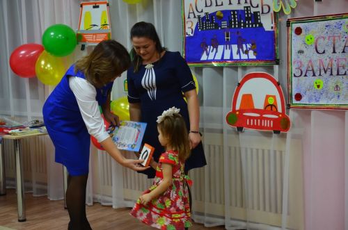 «Лилия» балалар бакчасында «Күренеп тор»ырга өйрәтәләр