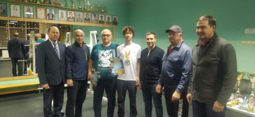 В Сарманово наградили мастеров пауэрлифтинга