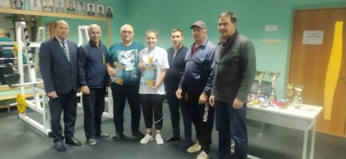 В Сарманово наградили мастеров пауэрлифтинга