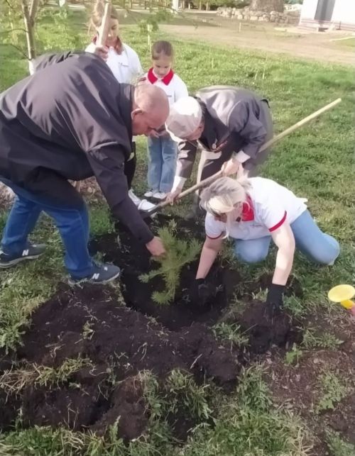 Район иреклеләре мохтаҗларга адреслы ярдәм күрсәтәләр