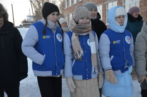 Александровка мәктәбендә Советлар Союзы Герое Александр Казаковка мемориаль такта урнаштыру тантанасы узды