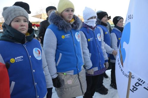 Александровка мәктәбендә Советлар Союзы Герое Александр Казаковка мемориаль такта урнаштыру тантанасы узды