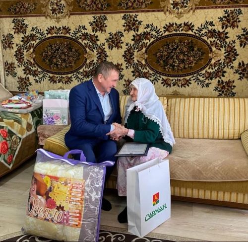 Насиха апа 90 яшен билгеләп үтте