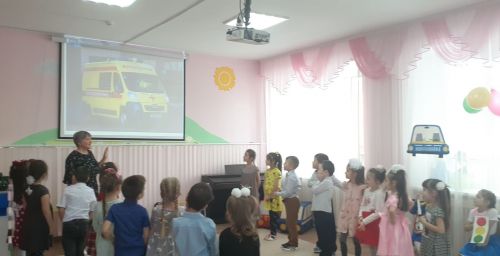 “Лилия”дә юл йөрү кагыйдәләрен беләләр