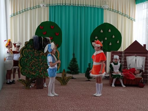 Сарманның «Кояшкай» балалар бакчасында тәрбияләнүчеләрне туган телне яратырга өйрәтәләр