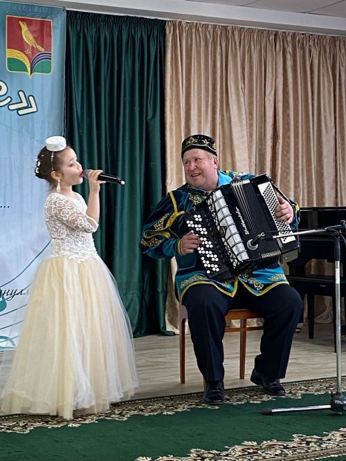 Сарманда бүген “Илһам чишмәсе” төбәкара җыр бәйгесенең Гала-концерты уза