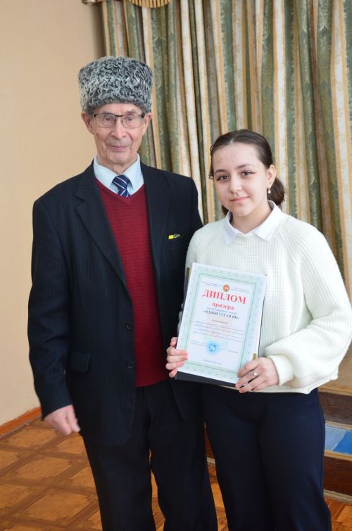 Җәлилдә Соббух Рәфыйков белән Гөлшат Зәйнәшеваны искә алдылар