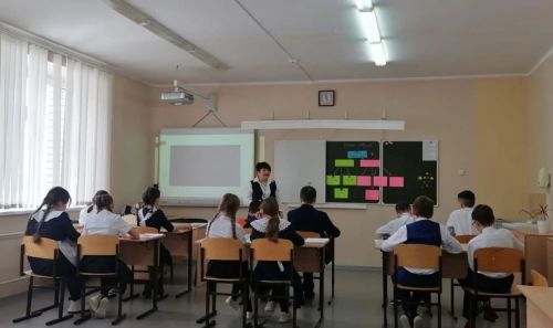 Сарман урта мәктәбе укытучысы Бөтенрәсәй бәйгесенең йомгаклау этабында катнашачак
