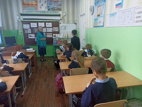 В центральной детской библиотеке района провели час полезных советов