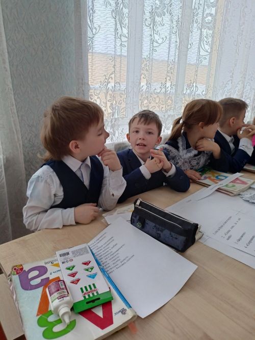 В Петровскозаводской школе попрощались с азбукой