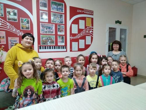 Джалильские малыши побывали в удивительном мире музыки