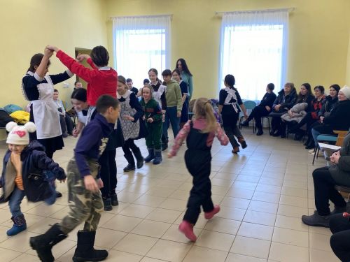 Азалакта кышны озаттылар