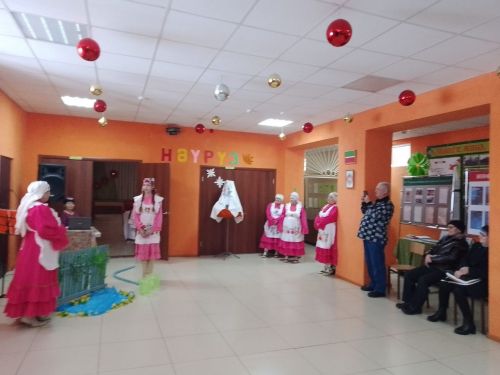 Иске Минзәләбашта Нәүрүзне каршыладылар