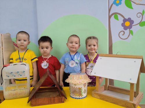 «Иң матур җимлек» бәйгесенең чираттагы катнашучылары - Сарман «Лилия» балалар бакчасының икенче кечкенәләр төркеме