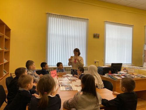 Азалакта балаларны борынгы гореф-гадәтләрне яратырга өйрәтәләр
