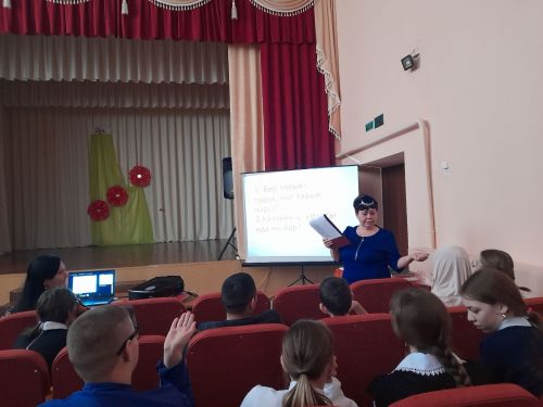 Старомензелябашские ученики приняли участие в интеллектуальной игре