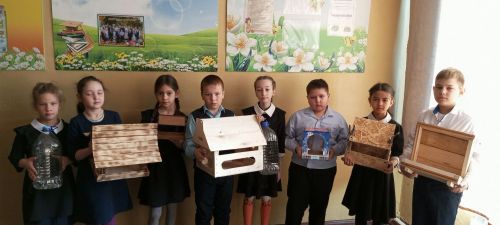 «Иң матур җимлек» бәйгесенең чираттагы катнашучылары - Сарман урта мәктәбенең 2 Б сыйныфы укучылары