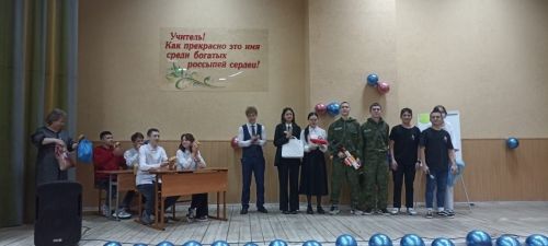 Джалильские гимназисты показали актерское мастерское и остроту шуток