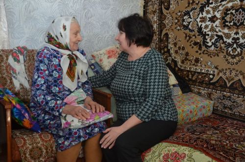 Зоя Алексеевна гомер бәйрәмен яхшы хәтер һәм күтәренке кәеф белән каршылый