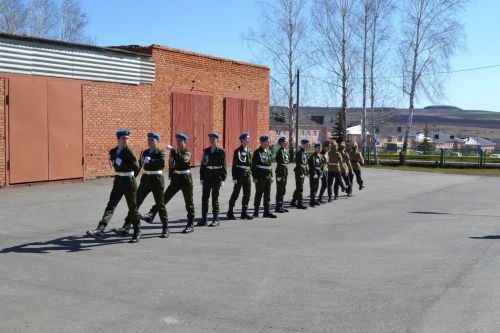 Команда Сармановской средней школы победила на муниципальном этапе «Зарницы»