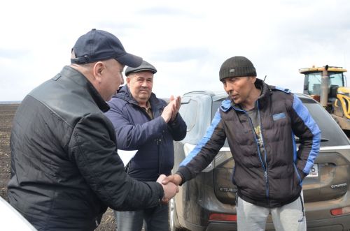 В районе определили победителей первой пятидневки весеннего посева