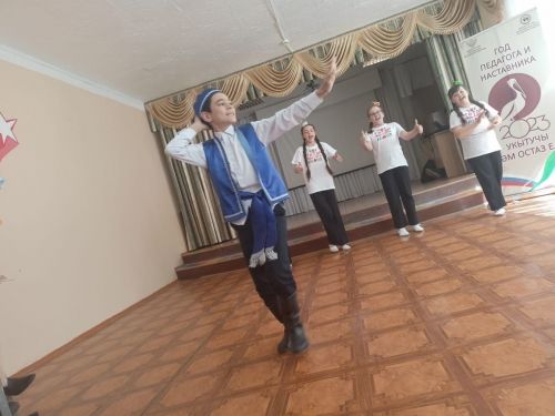 Җырчы егет Булат Сөләймановны искә алдылар