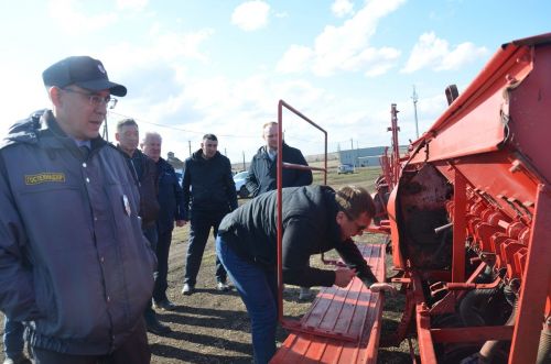 В районе проверили готовность техники к весенне-полевым работам
