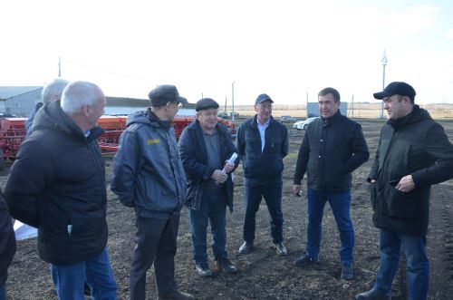 В районе проверили готовность техники к весенне-полевым работам