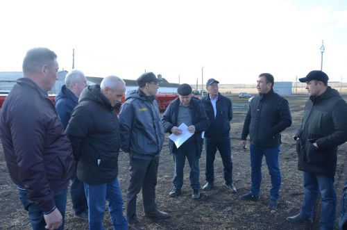 В районе проверили готовность техники к весенне-полевым работам