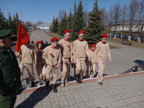 Юнармиячеләр бәйрәм тантанасында катнаштылар
