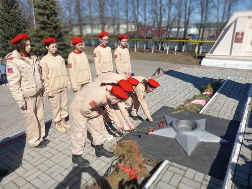 Юнармиячеләр бәйрәм тантанасында катнаштылар