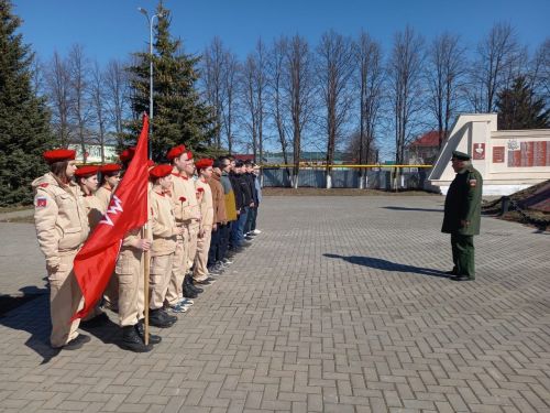 Юнармиячеләр бәйрәм тантанасында катнаштылар