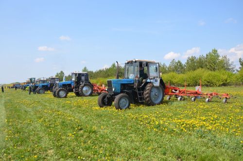 В районе состоялся конкурс-приемка готовности к заготовке кормов